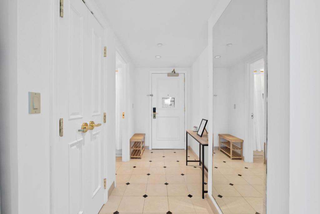 Stylish 2br 3ba Cozysuites On The Boardwalk Atlantic City