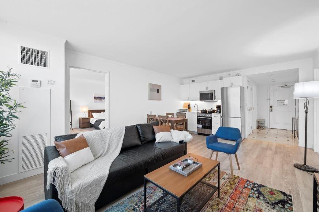 Stylish 2br 3ba Cozysuites On The Boardwalk Apartment